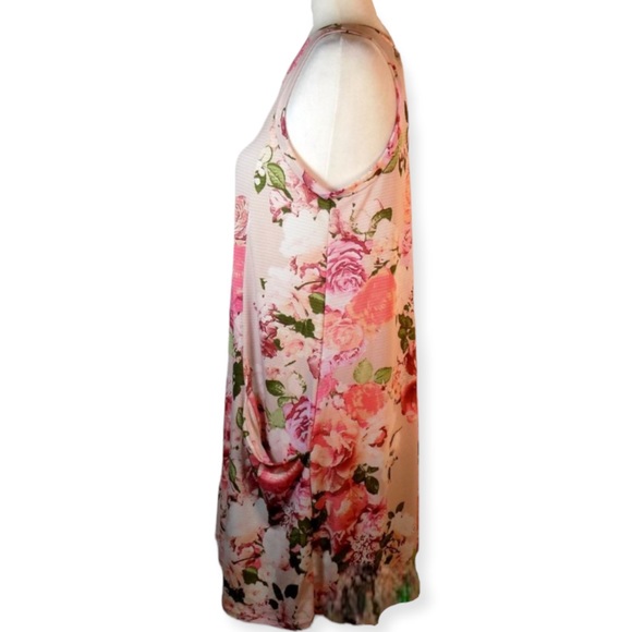 NWT Sun & Moon Pink Floral Mini Pullover Sleeveless Dress Pockets Size Medium - Picture 2 of 7